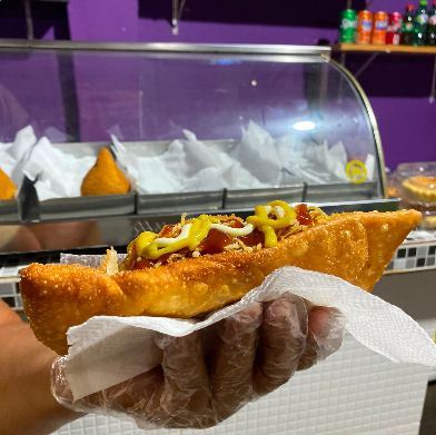 Pastel de Frango Com Queijo